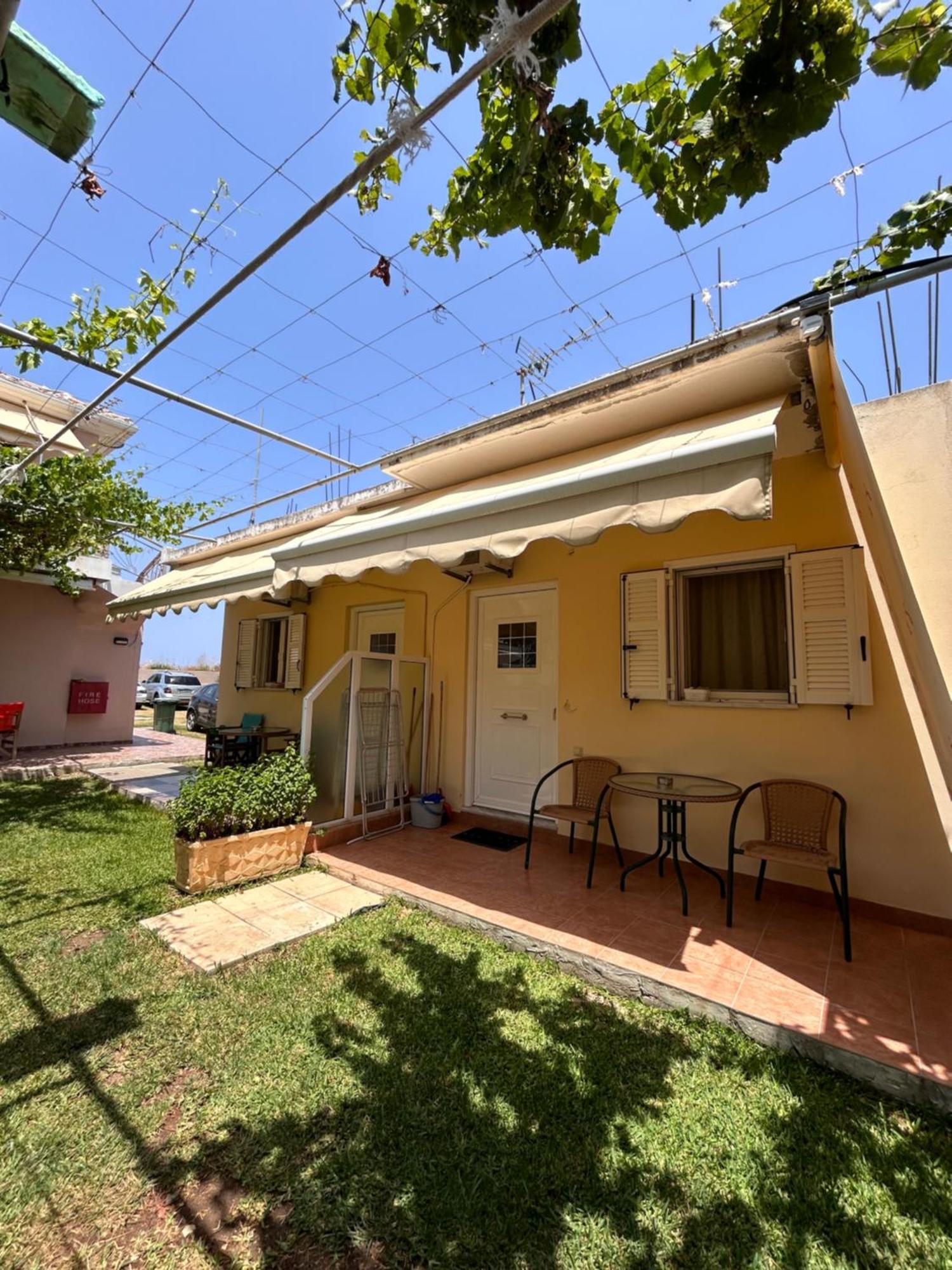 Dimitra Rooms Lefkada City Bagian luar foto